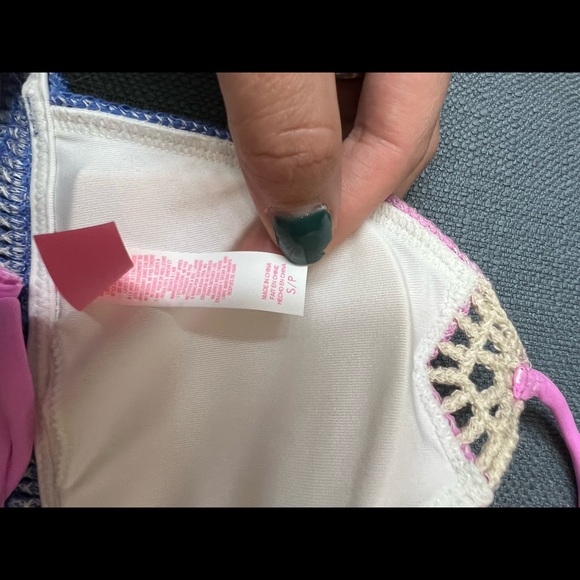 NWT Victoria’s Secret VS Swim crotchet triangle string bikini - Picture 9 of 9